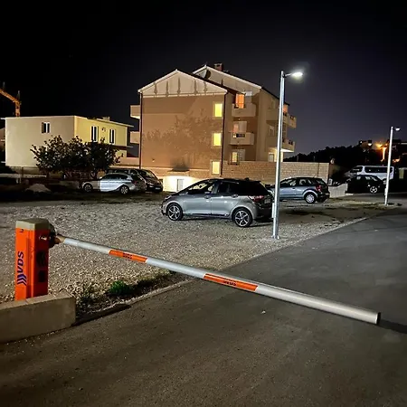 Apartman Antonio Podstrana